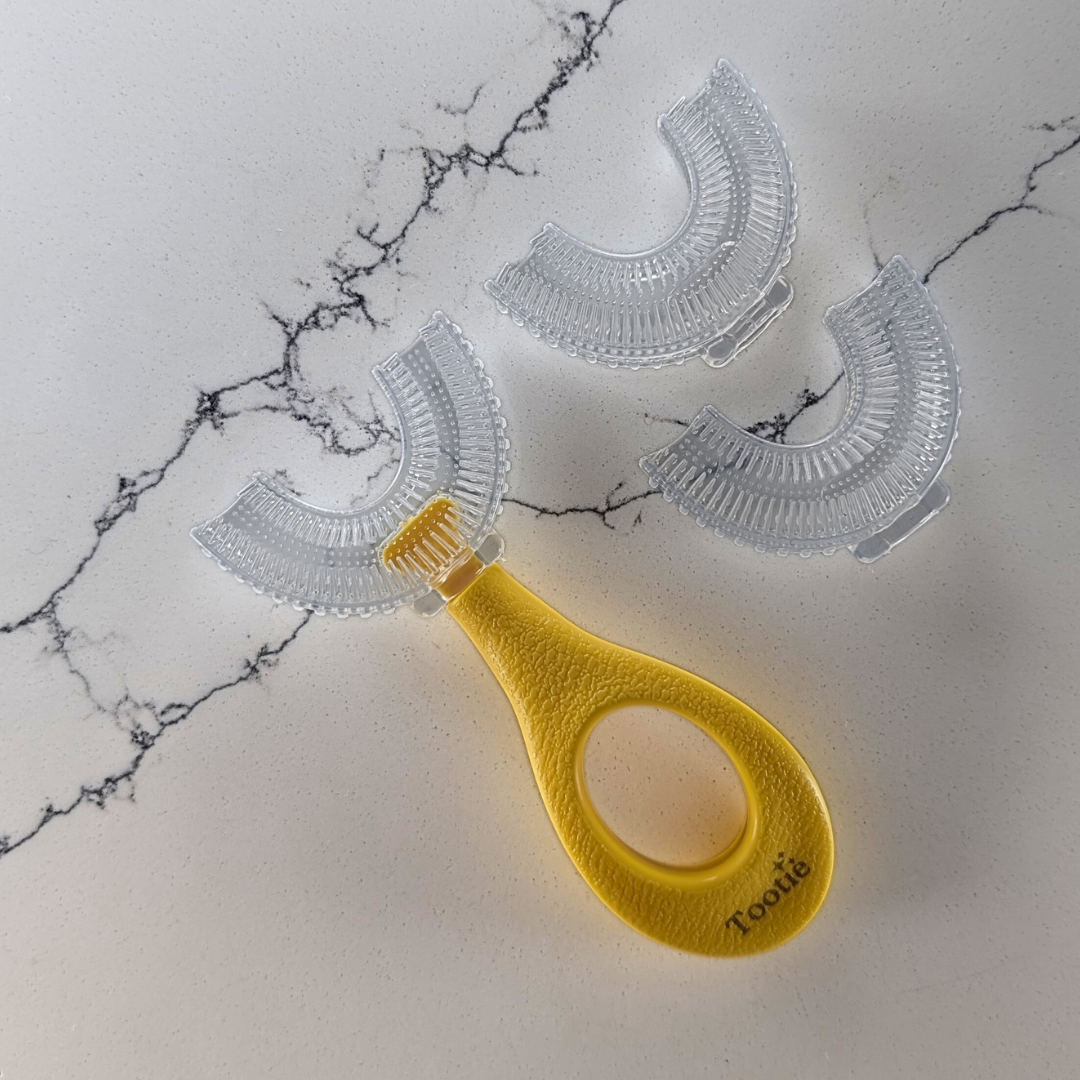 Yellow Essential Set - Small    (Brush & Replacement heads)